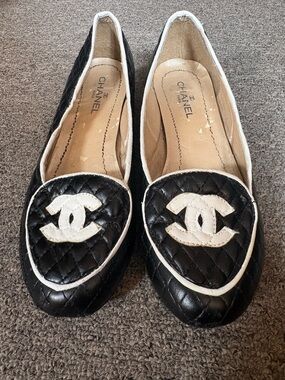 CHANEL Loafer with Kitten Heel